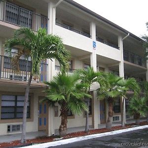 Homing Inn - Boynton Beach